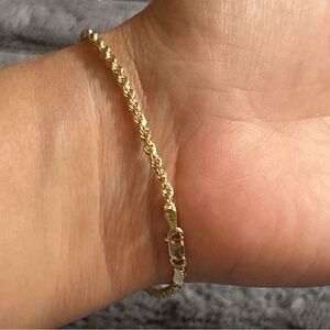 10k Elegant Gold Rope Bracelet